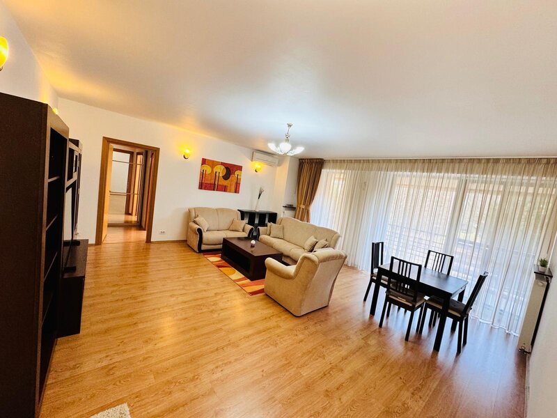 Floreasca, 2010 Residential Central Park, 3 camere 141 mp, 2 Bai, Parcare