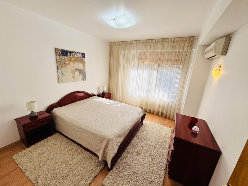 Floreasca, 2010 Residential Central Park, 3 camere 141 mp, 2 Bai, Parcare