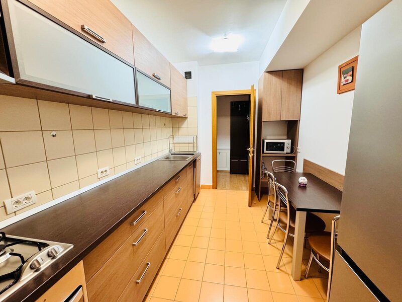 Floreasca, 2010 Residential Central Park, 3 camere 141 mp, 2 Bai, Parcare